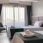Hotel Medos Beach