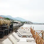 Hotel Medos Beach
