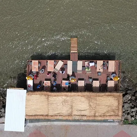 酒店 Medos Beach 库萨达斯