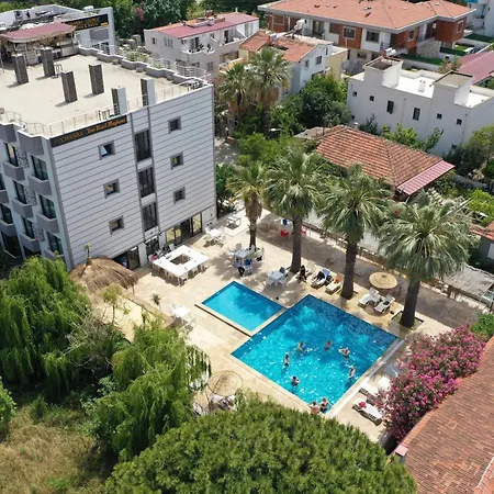 Hotel Medos Beach